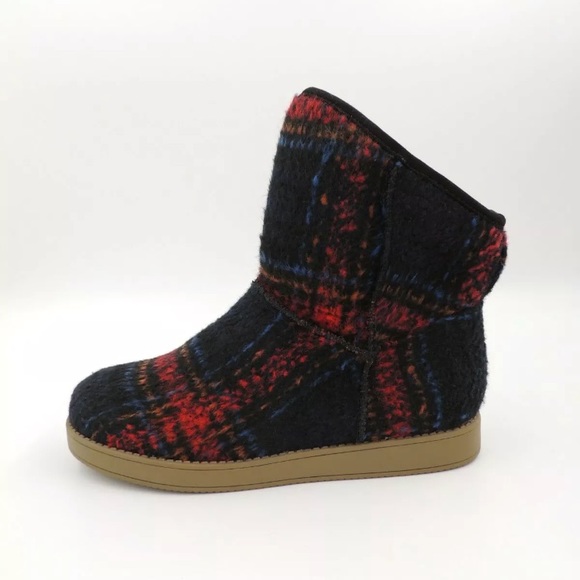 Indigo Shoes - New Indigo rd. AYLEE Red Blue Winter Boots Plaid 8